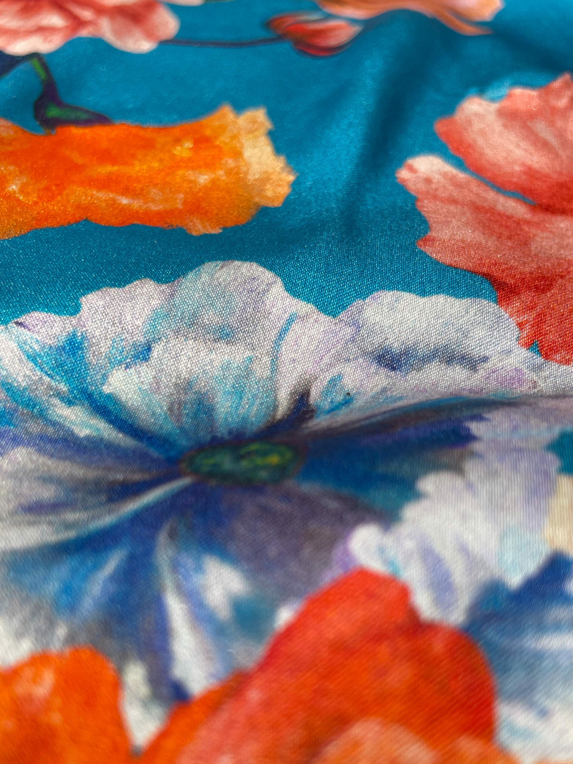 Acqua Dolce Silk Satin Close Up