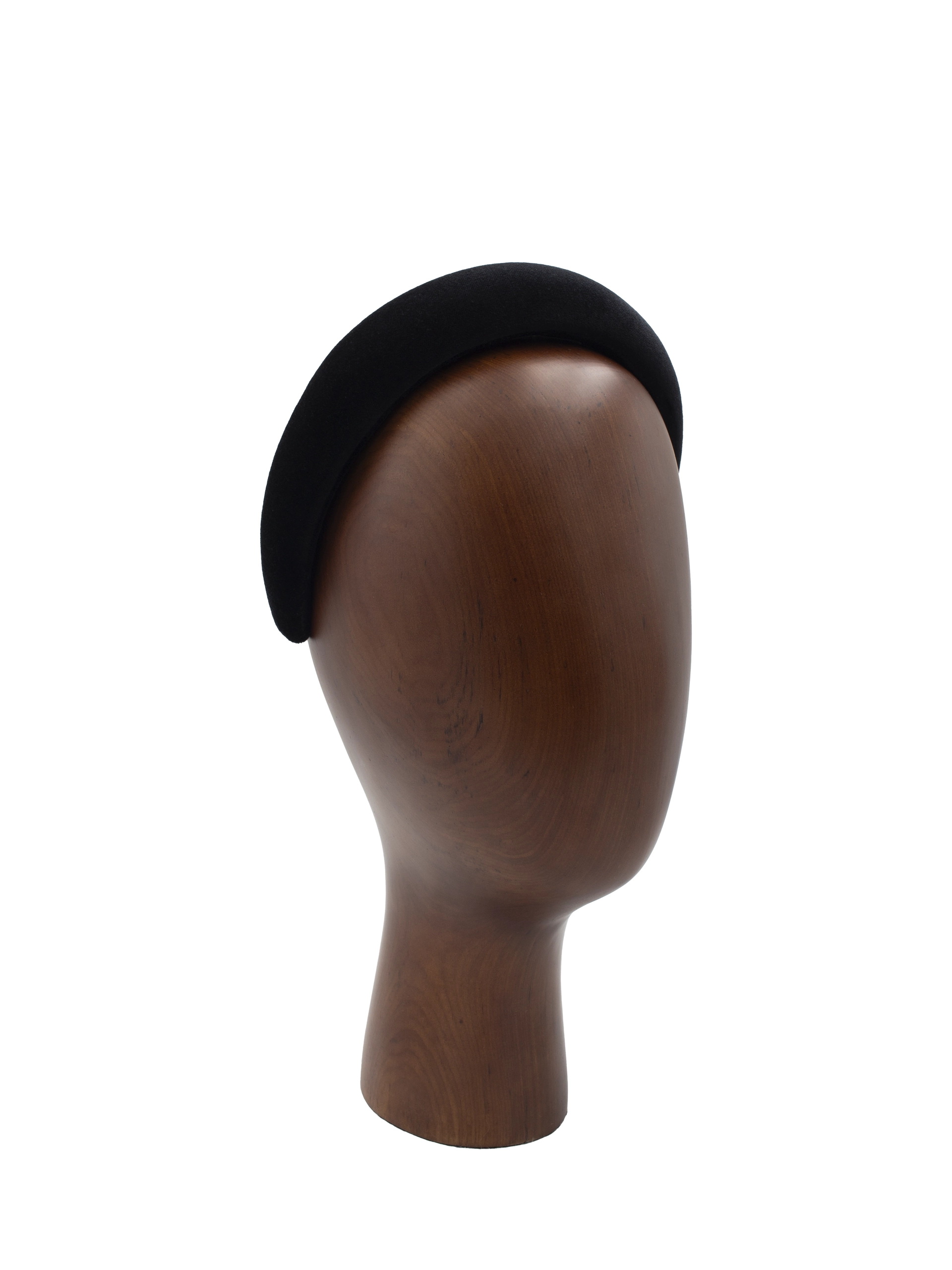 Black Beauty Velvet Kipferl 4